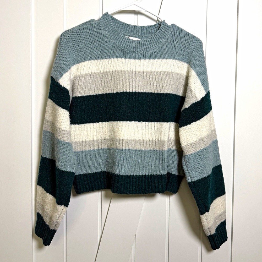 Hollister Striped Knit Sweater cropped XS white gray green blue Cottagecore cozy